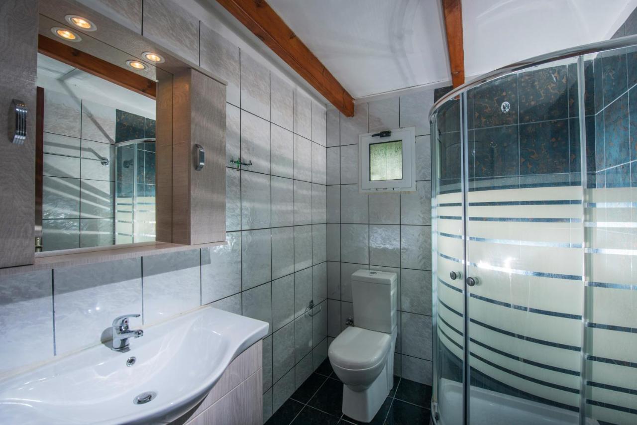 Aglaia Aparthotel *